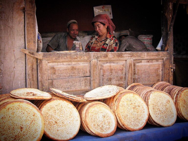 Uyghur nan bakers in Kashgar old town