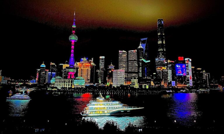 Shanghai. View of Pudong from the Bund