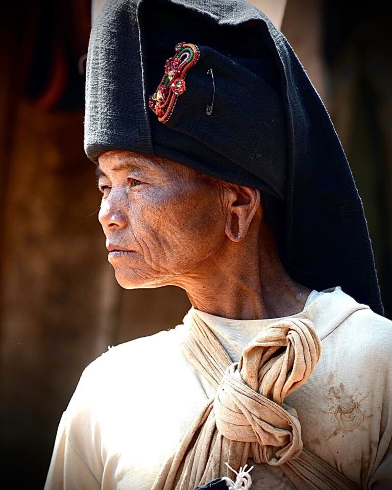 I hope I do not offend anyone, but the first word that came to my mind when I met women from the Hani Ake…