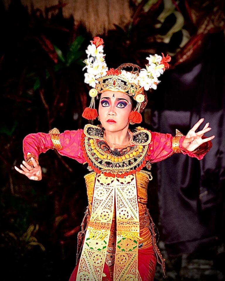 Legong Bapang Saba Dance in Bali, Indonesia, image 1