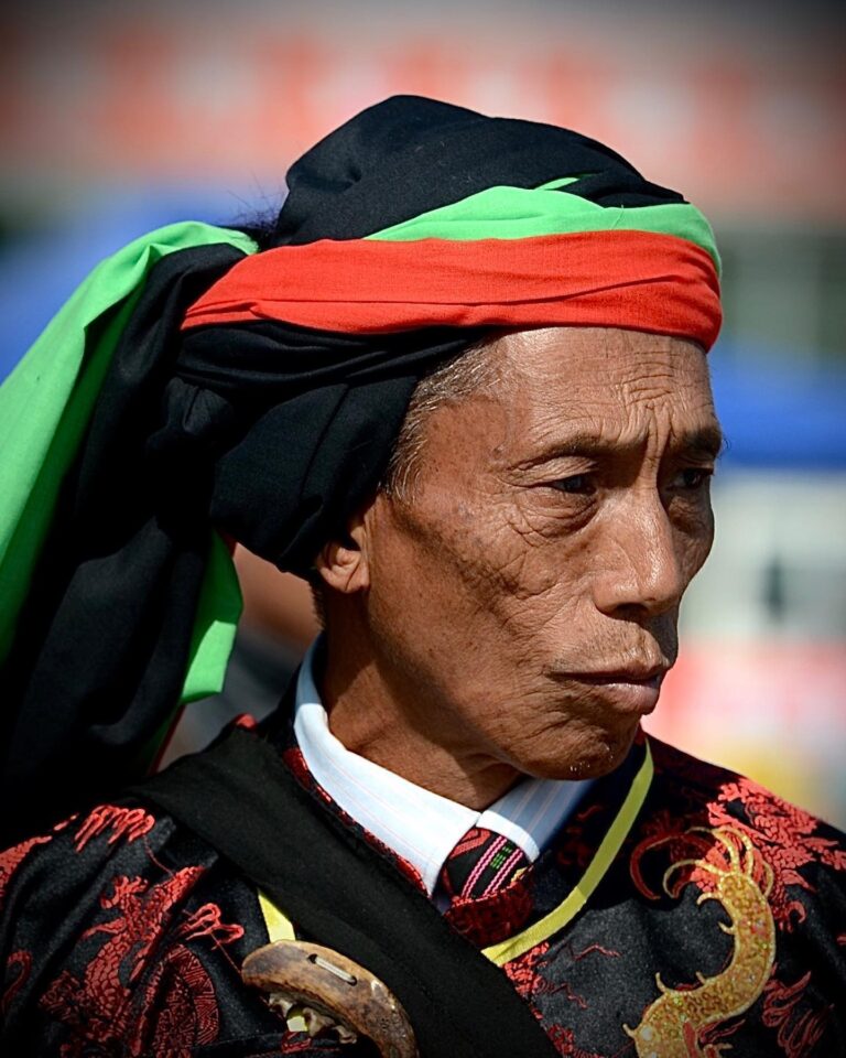 The shaman officiating at the Munao celebration, image 1
