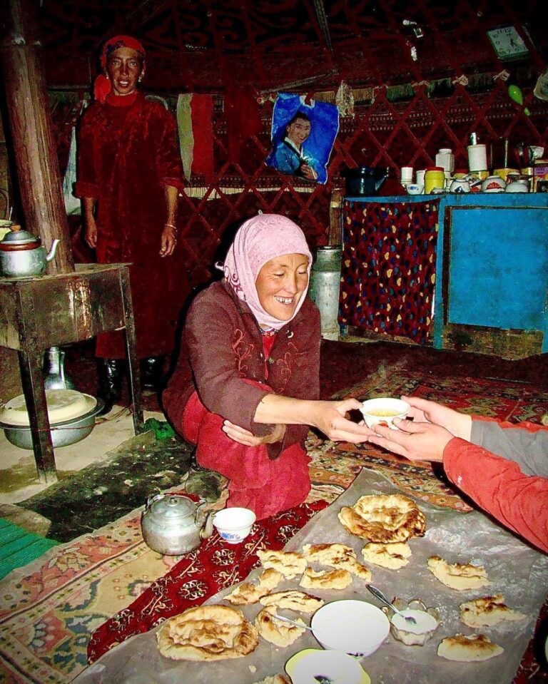 Happy Eid al-Fitr, or Idul Fitri or Hari Raya Puasa as they say in Southeast Asia, عيد مبارك to my Muslim…, image 1