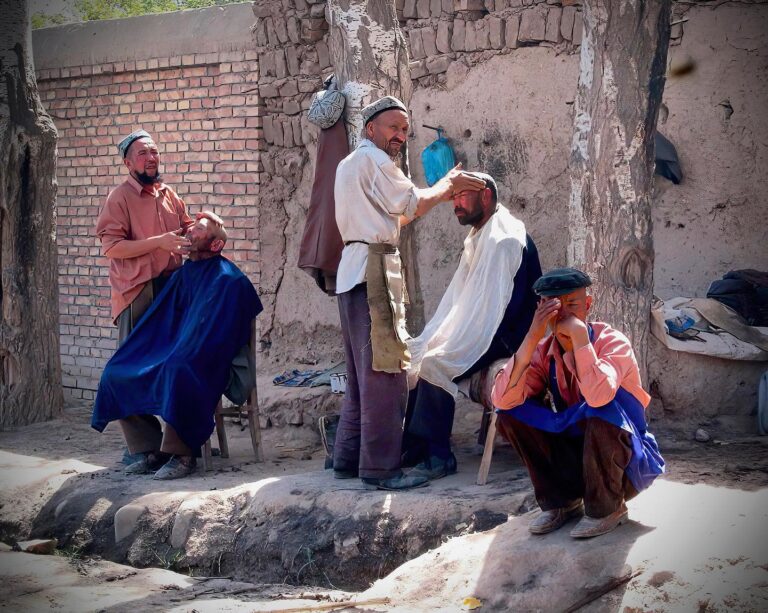 Uyghur barbers and hairdressers, in Upal, a few kilometres away from Kashgar, on the way to Pakistan