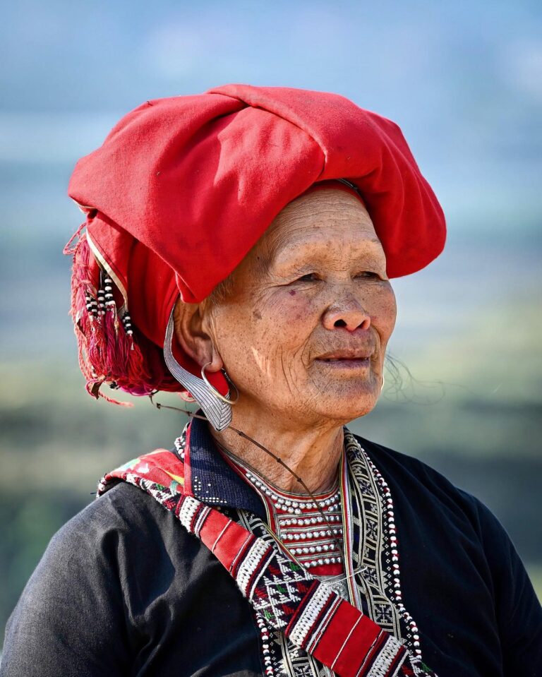 Woman from the "Red" branch of the Dao ethnic minority in the Sa Pa region in Vietnam