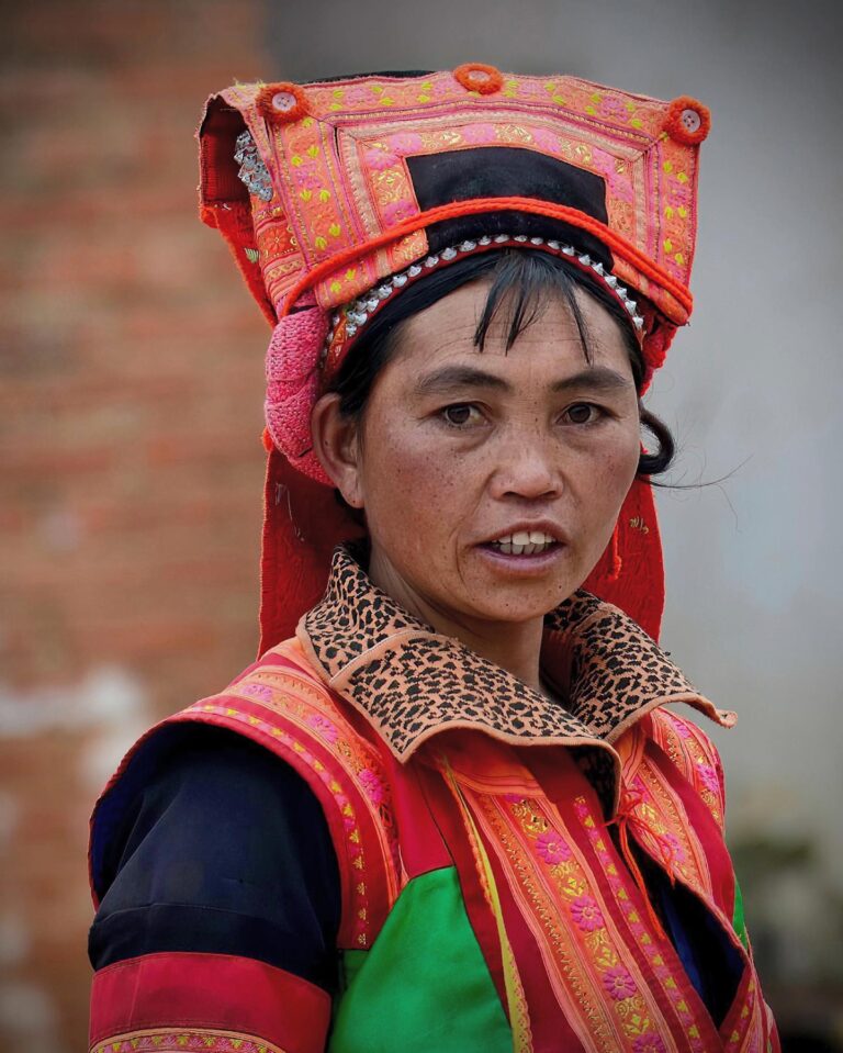 Woman from the "Pu" branch of the Yi people, living close to Mengzi in Yunnan