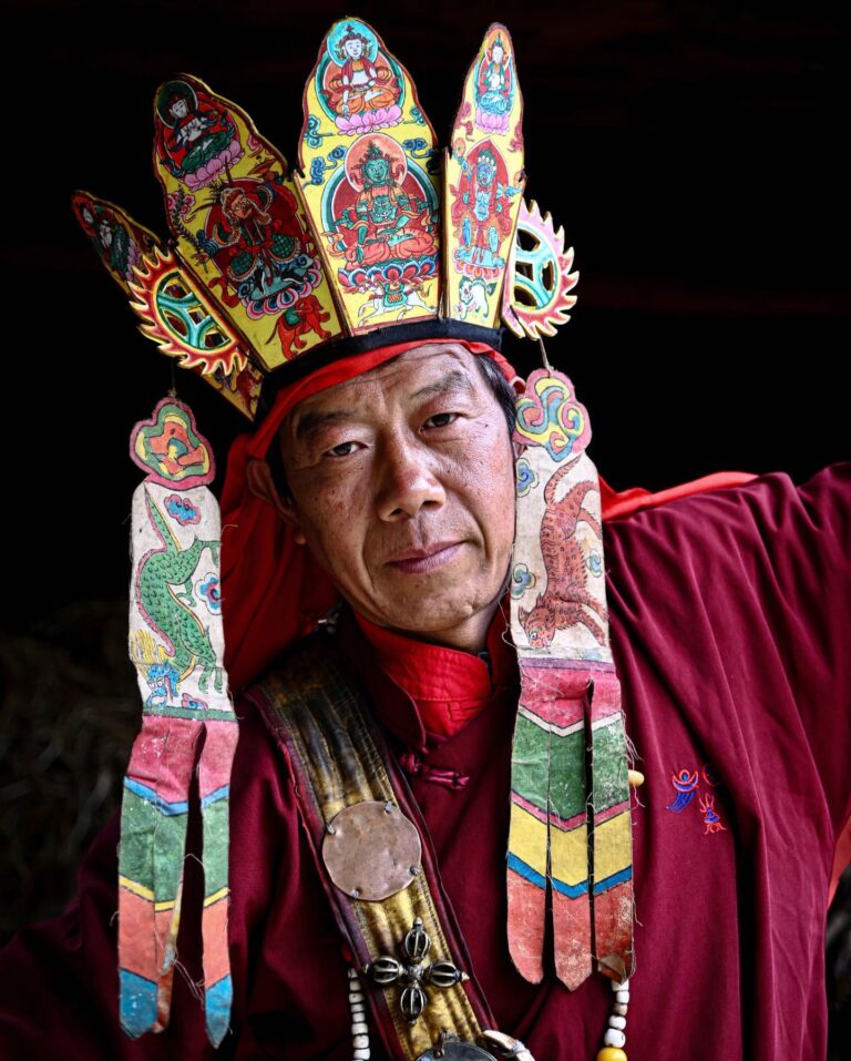 Yingzha Cili, one of the last remaining 11 Great Dongbas in China