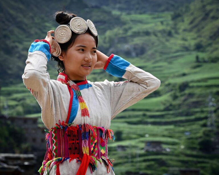 Gaomi, a Naxi young lady from the village of Eya, image 1