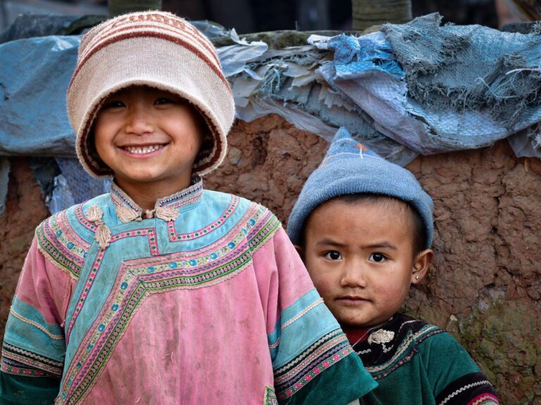Hani sisters from the Honghe prefecture, bordering Vietnam, one of my favourite places in Yunnan