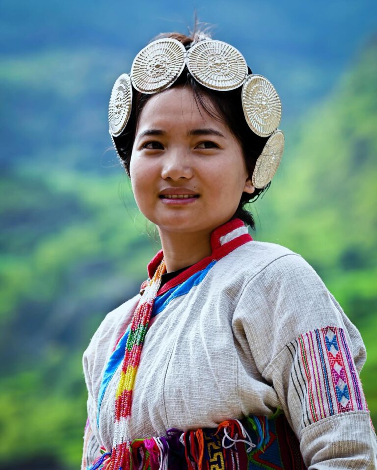 Meet Gaomi, a young Naxi woman from the village of Eya, in Sichuan, China, close to the border with Yunnan