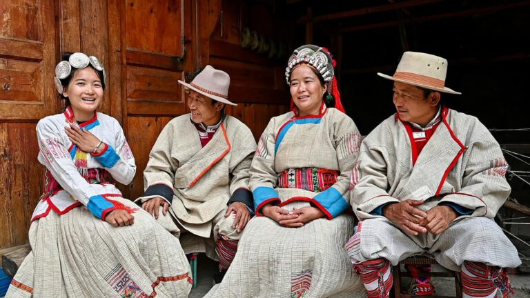 Gaomi, her mother, and her two fathers, who are themselves brothers