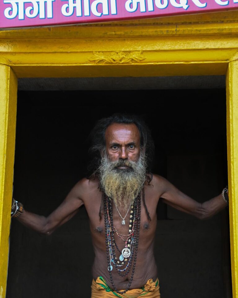 Pilgrim in Varanasi. For those who followed the last two posts: Same man, same door