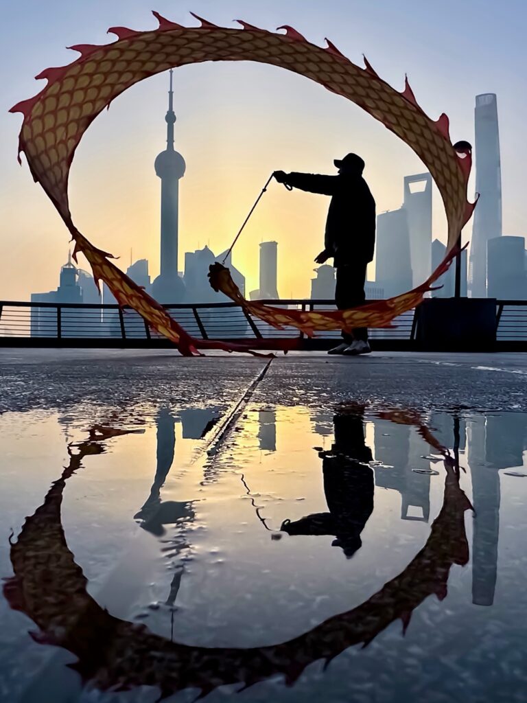 S like Shanghai… or 8 like 发财？
