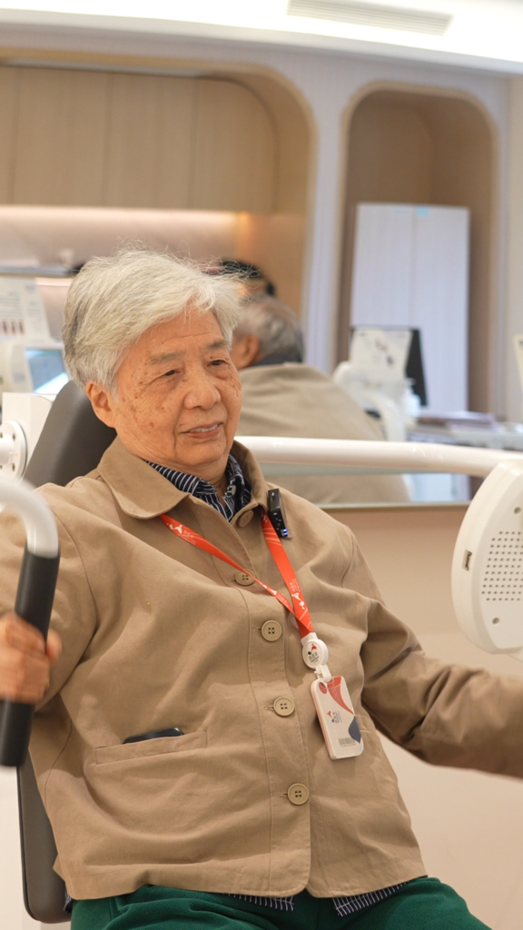 Mrs Ma exercising at Sindora Nanjing.
